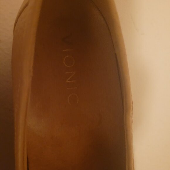 VIONIC SELLAH SQUARE TOE LOAFER (WOMEN)  7.5M - Picture 6 of 6